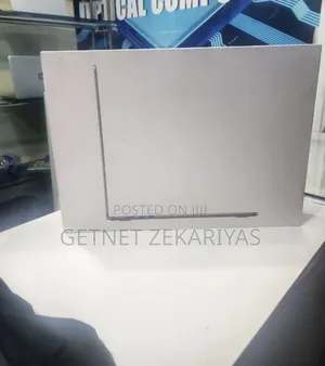 New Laptop Apple MacBook Air 8GB Apple M3 SSD 256GB