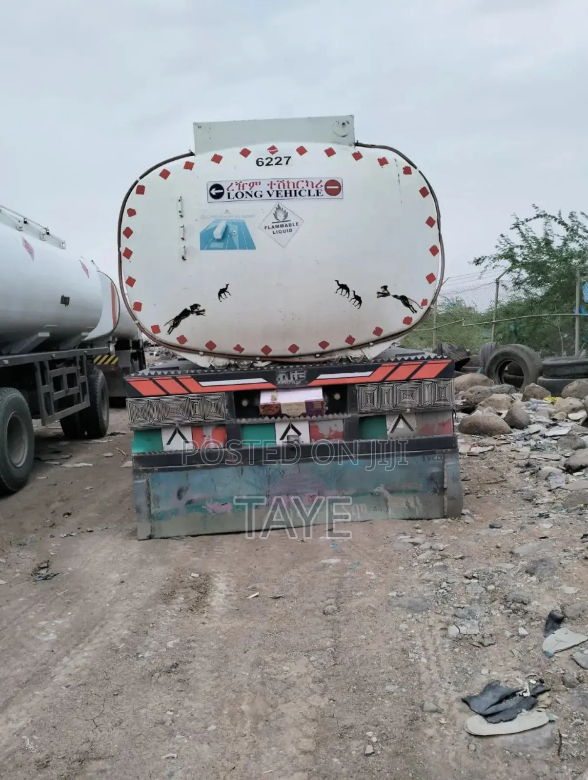 Iveco ቦቴ ተሳቢ