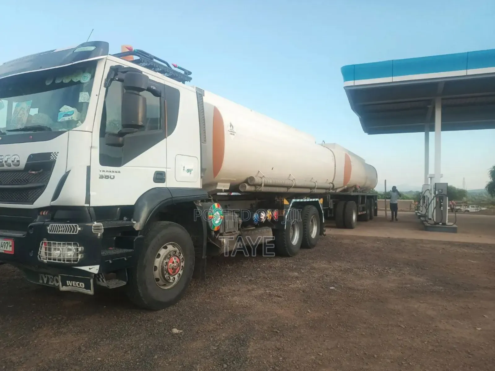 Iveco ቦቴ ተሳቢ