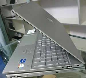 New Laptop HP Pavilion 15 8GB Intel Core I5 SSD 512GB