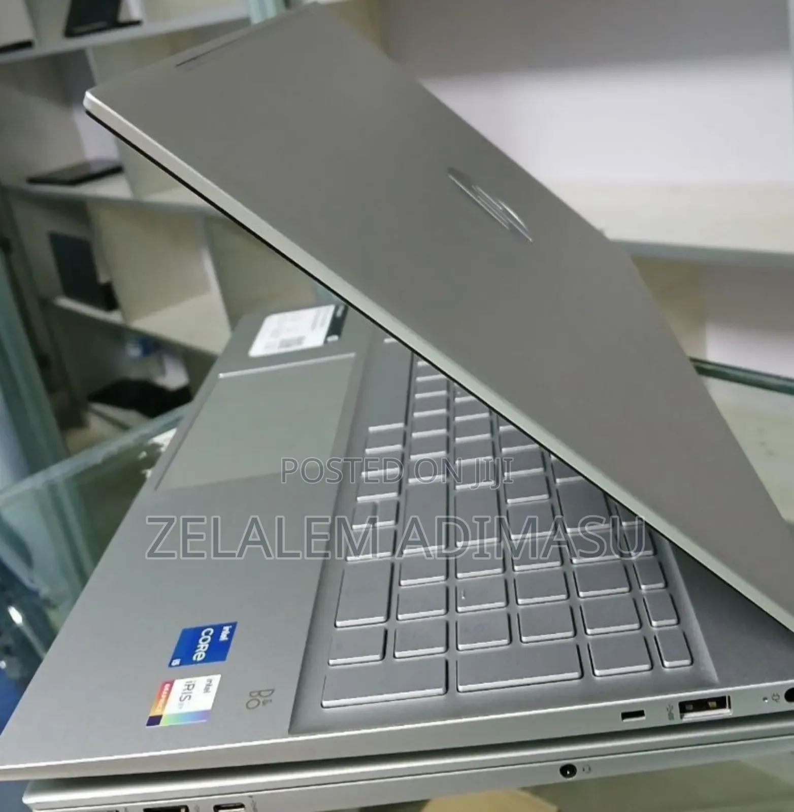 New Laptop HP Pavilion 11 8GB Intel Core I5 SSD 512GB