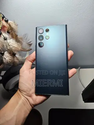 New Samsung Galaxy S22 Ultra 5G 256 GB Green