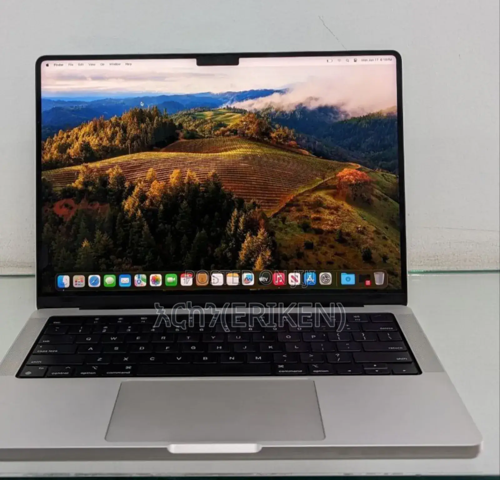 New Laptop Apple MacBook Pro M1 16GB Apple M1 Pro SSD 1T