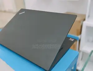 Photo - New Laptop Lenovo ThinkPad X1 Carbon 8GB AMD Ryzen 5 SSD 512GB