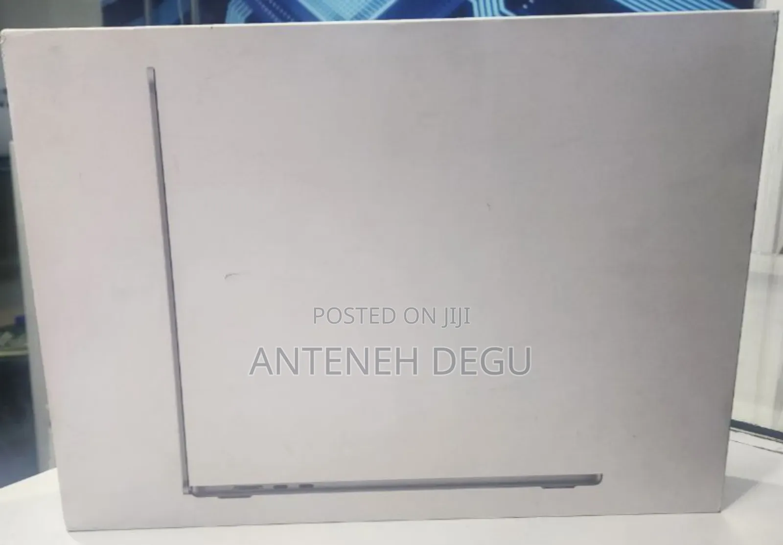 New Laptop Apple MacBook Air 2024 M3 15-Inch 8GB Apple M3 SSD 256GB