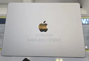 Photo - New Laptop Apple MacBook Air 2023 M2 96GB Apple M2 SSD 2T