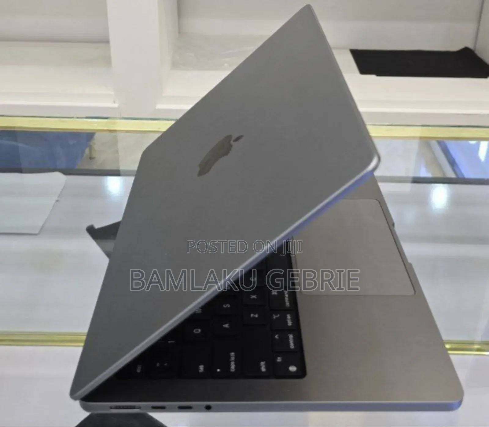 New Laptop Apple MacBook Air 2023 M2 96GB Apple M2 SSD 2T