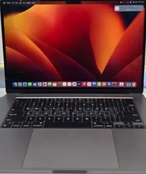 New Laptop Apple MacBook Air 2022 M2 8GB Intel Core I5 SSD 256GB