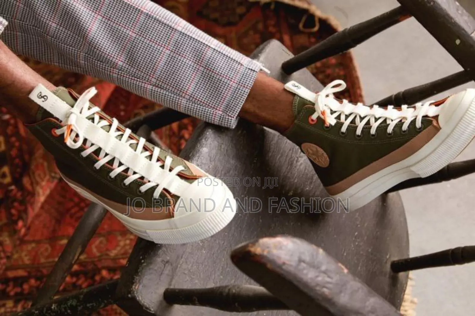 Converse All Star 
Master Quality Shoes