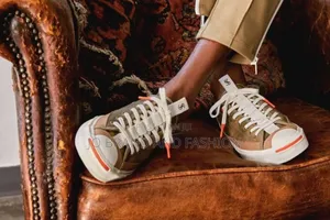 Converse All Star 
Master Quality Shoes