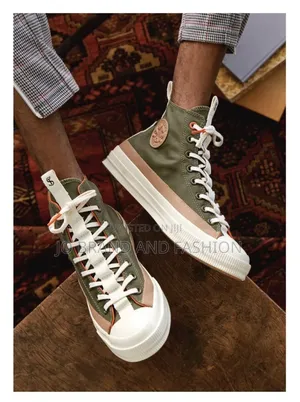 Converse All Star 
Master Quality Shoes
