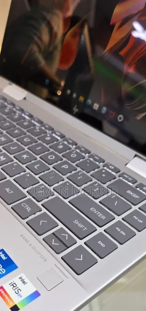 New Laptop HP Envy X360 8GB Intel Core I5 SSD 512GB