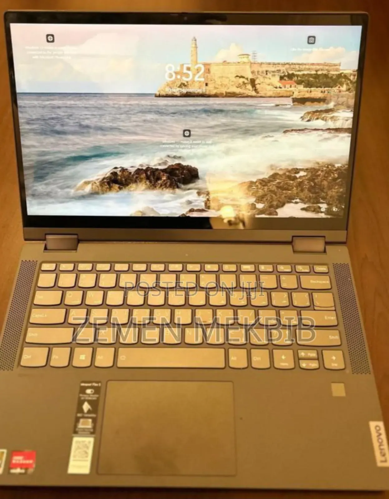 New Laptop Lenovo 8GB AMD Ryzen 5 SSD 512GB