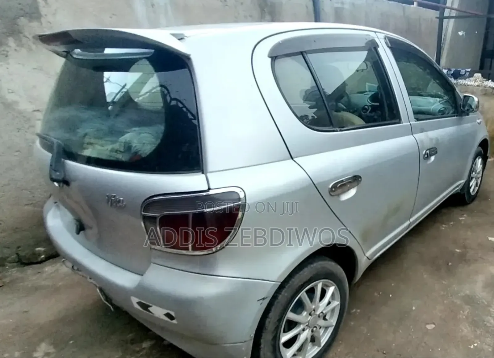 Toyota Vitz 1.0 FWD 5dr 2001 Silver