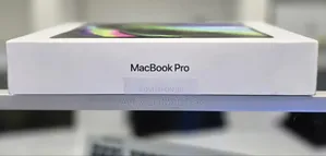 New Laptop Apple MacBook Pro 2022 M2 8GB Apple M2 SSD 256GB