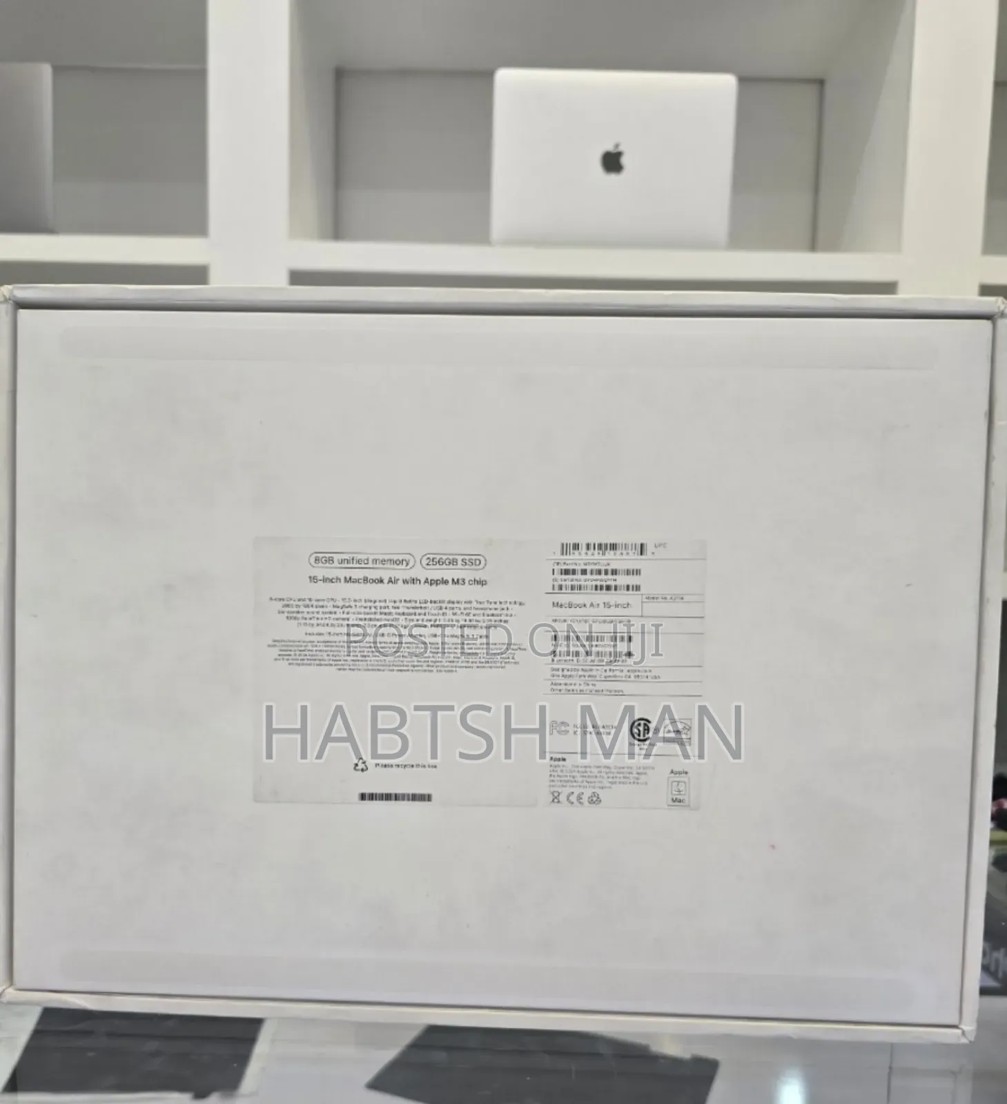 New Apple MacBook Air 2024 M3 15-Inch 8GB Intel Core M SSD 256GB