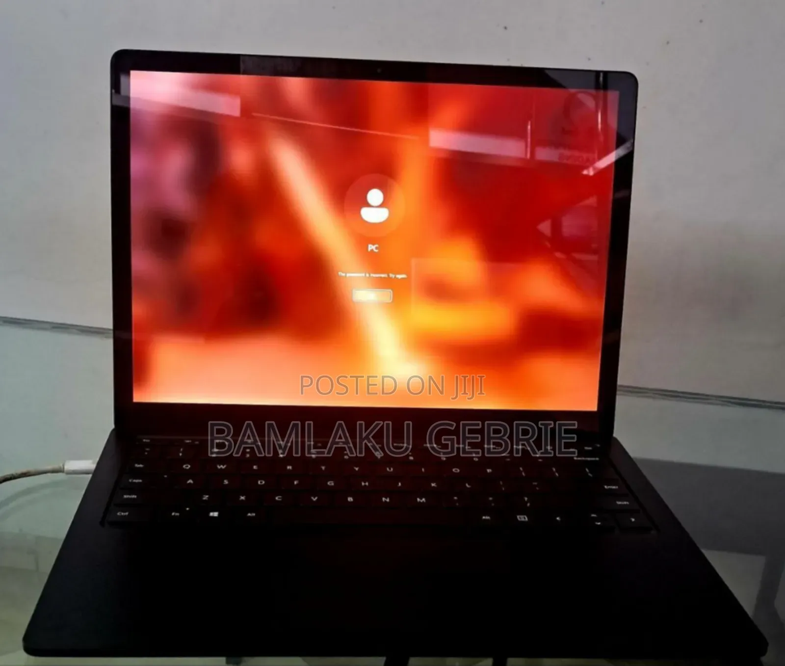 New Laptop Microsoft Surface 16GB Intel Core I7 SSD 256GB