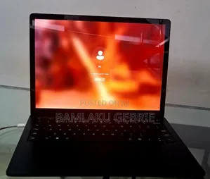 New Laptop Microsoft Surface 16GB Intel Core I7 SSD 256GB