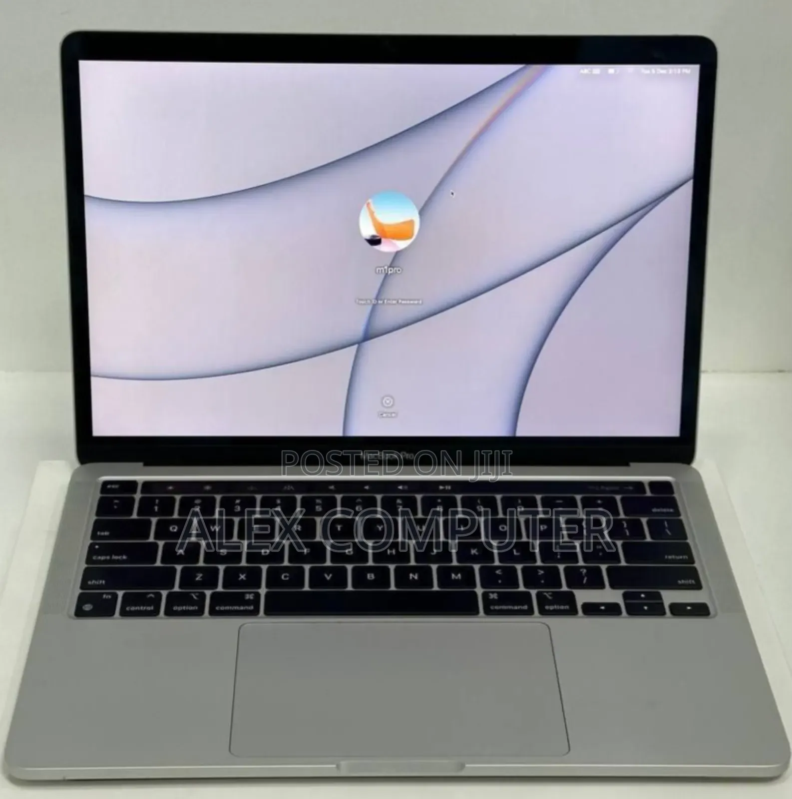 New Laptop Apple MacBook Pro M1 8GB Apple M1 SSD 256GB