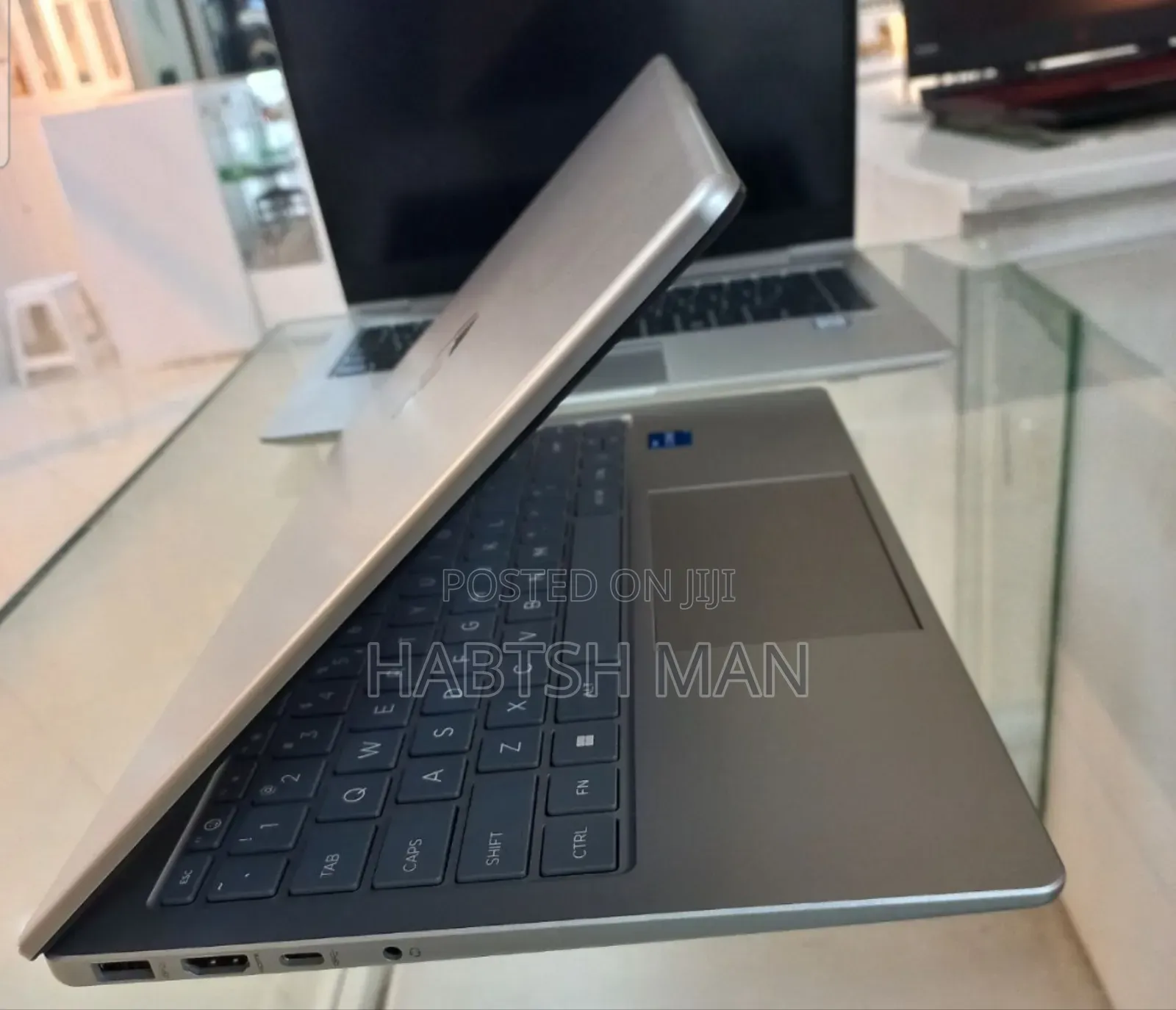 New Laptop HP Stream Notebook 8GB Intel Core I5 SSD 512GB