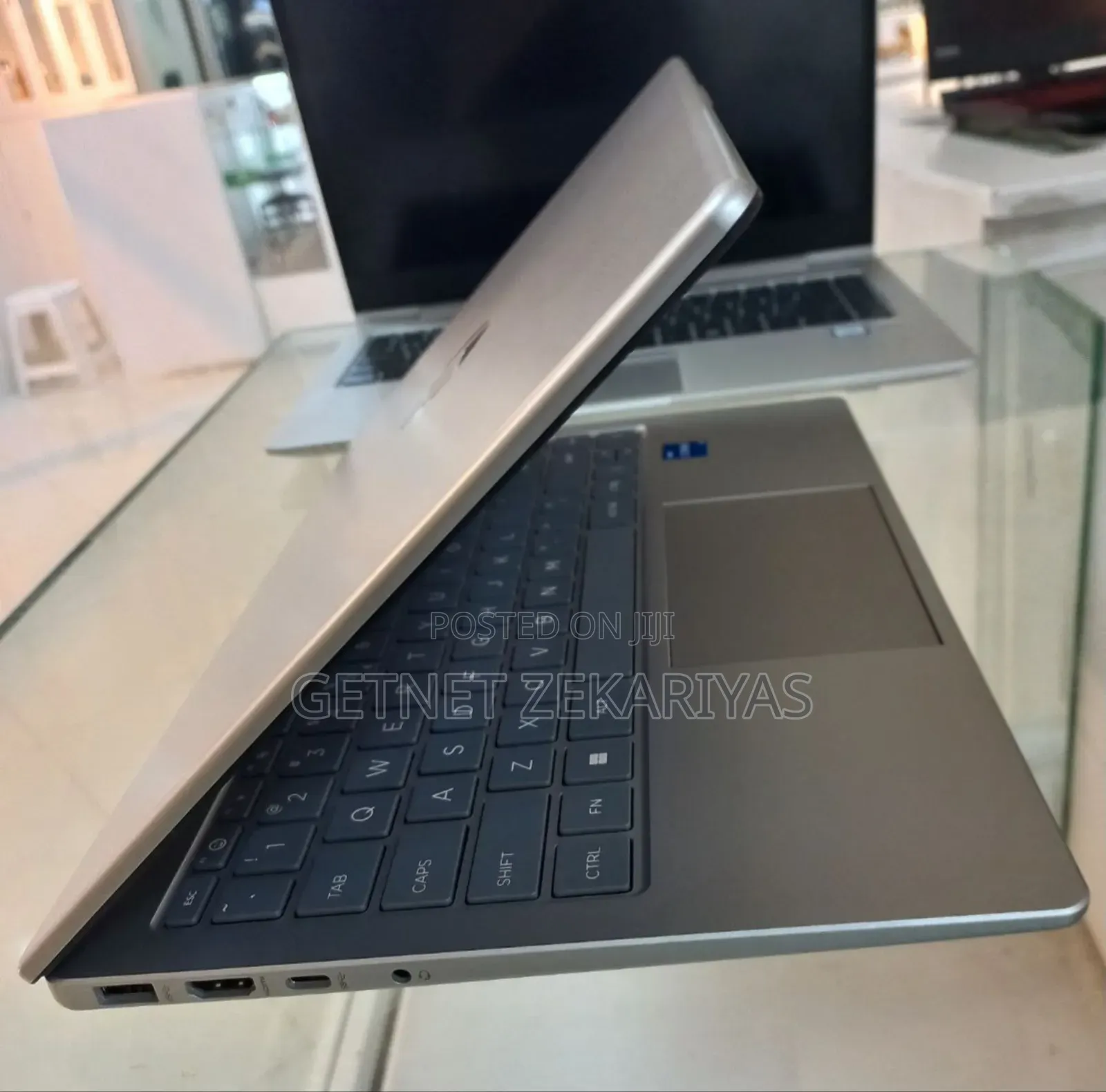 New Laptop HP Stream Notebook 8GB Intel Core I5 SSD 512GB