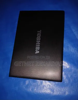 New Laptop Toshiba Satellite C665 4GB Intel Core I5 SSD 500GB