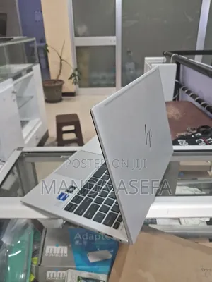 New Laptop HP EliteBook 840 G9 16GB Intel Core I7 SSD 512GB