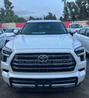 Photo - New Toyota Sequoia 2024 White