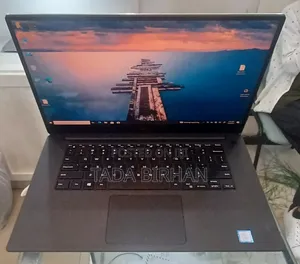 Photo - New Laptop Dell XPS 15 32GB Intel Core I7 SSD 512GB