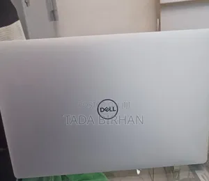 New Laptop Dell XPS 15 32GB Intel Core I7 SSD 512GB