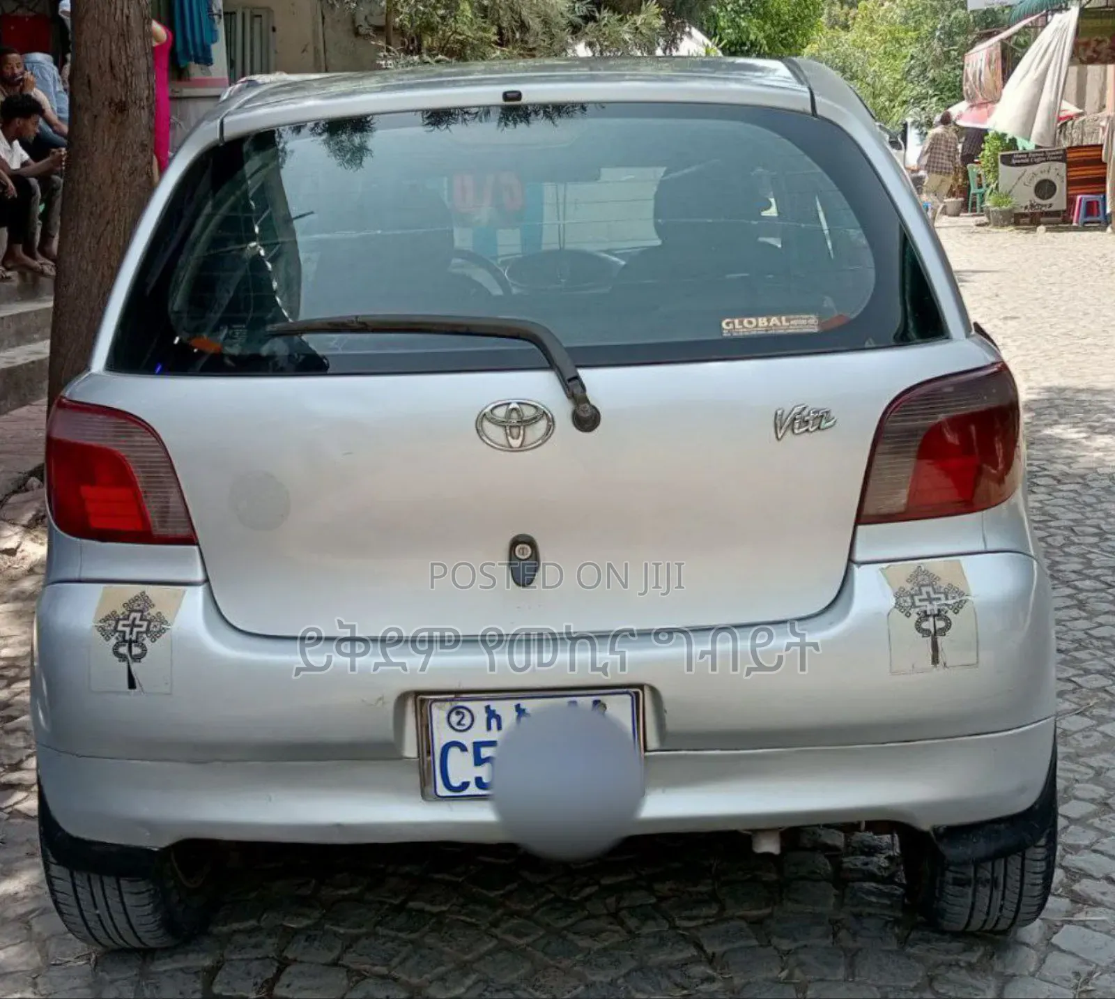 Toyota Vitz 2000 Silver
