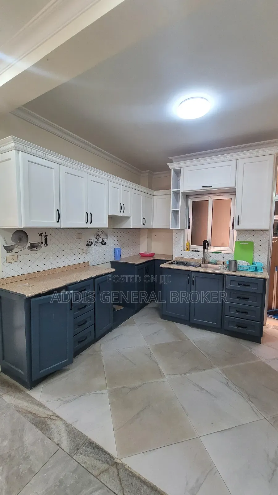 3bdrm Apartment in ሀይሌ ጋርመንት, Nifas Silk-Lafto for sale