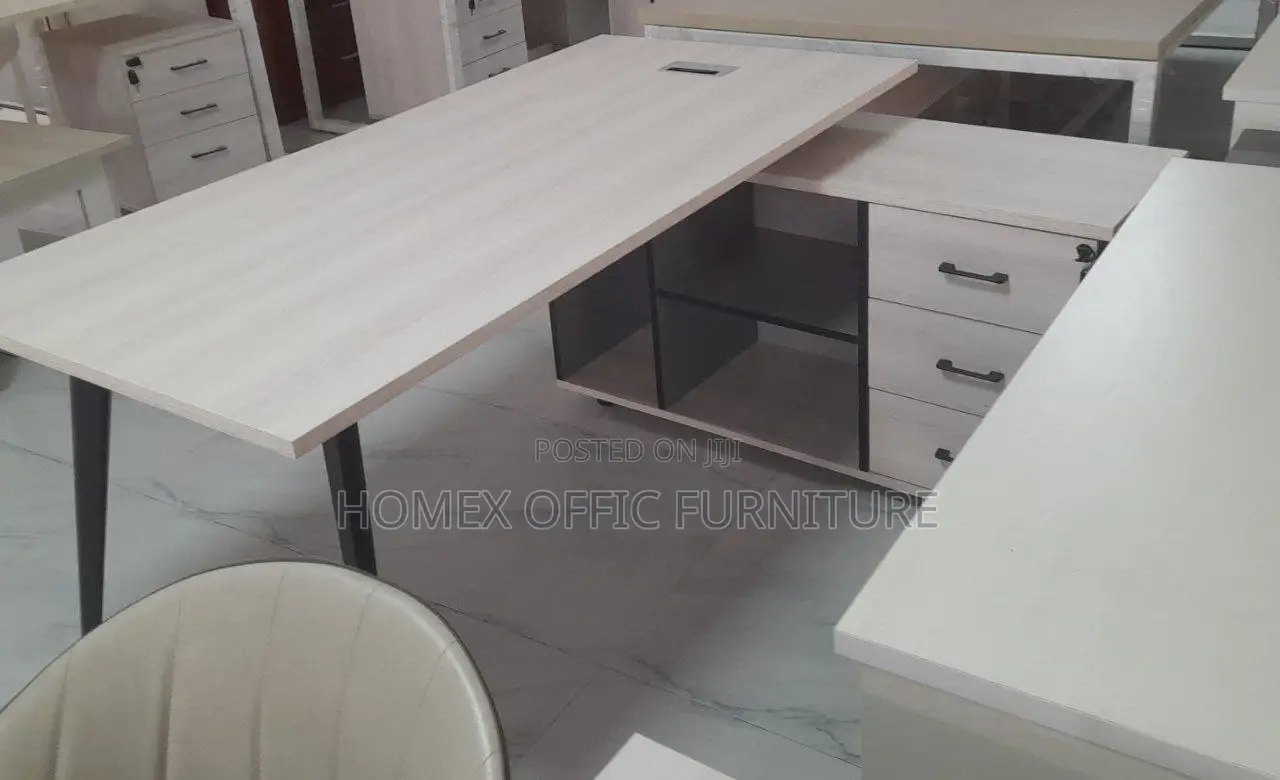 Office Managerial Desk የማናጀር ዴስክ