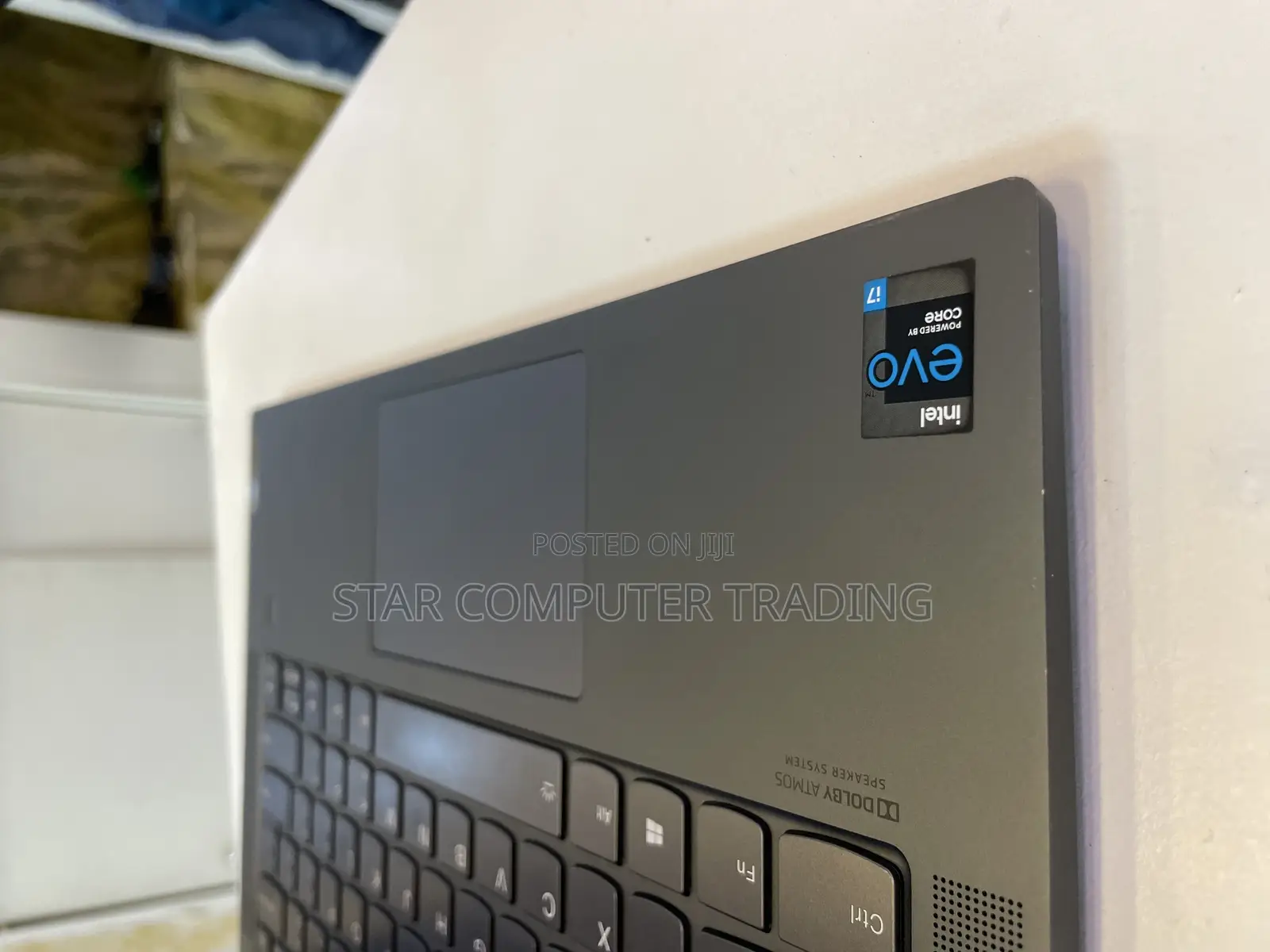 New Laptop Lenovo Yoga 700 16GB Intel Core I7 SSD 512GB