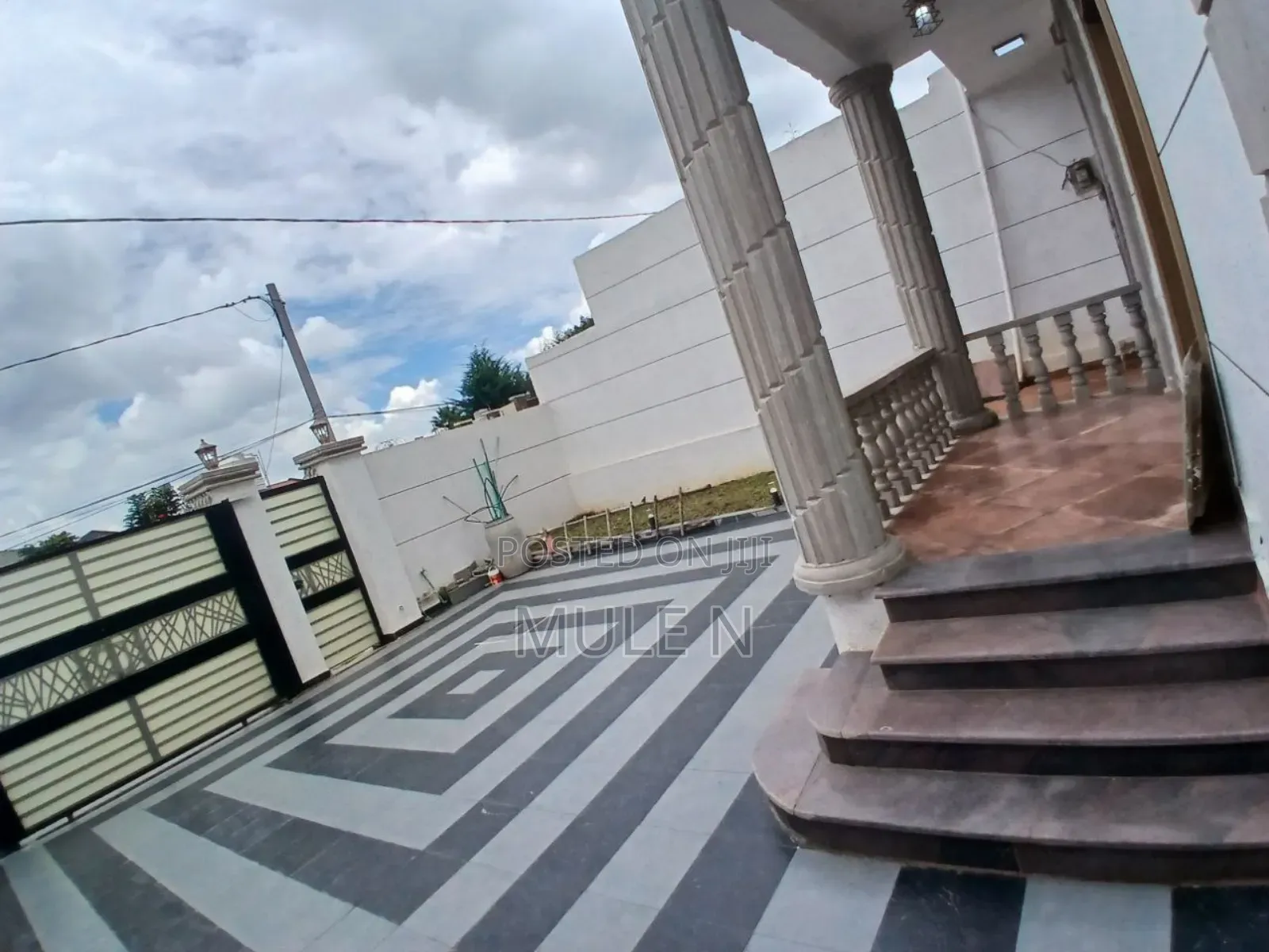 Furnished 5bdrm House in @Wessen G+1, Yeka for sale