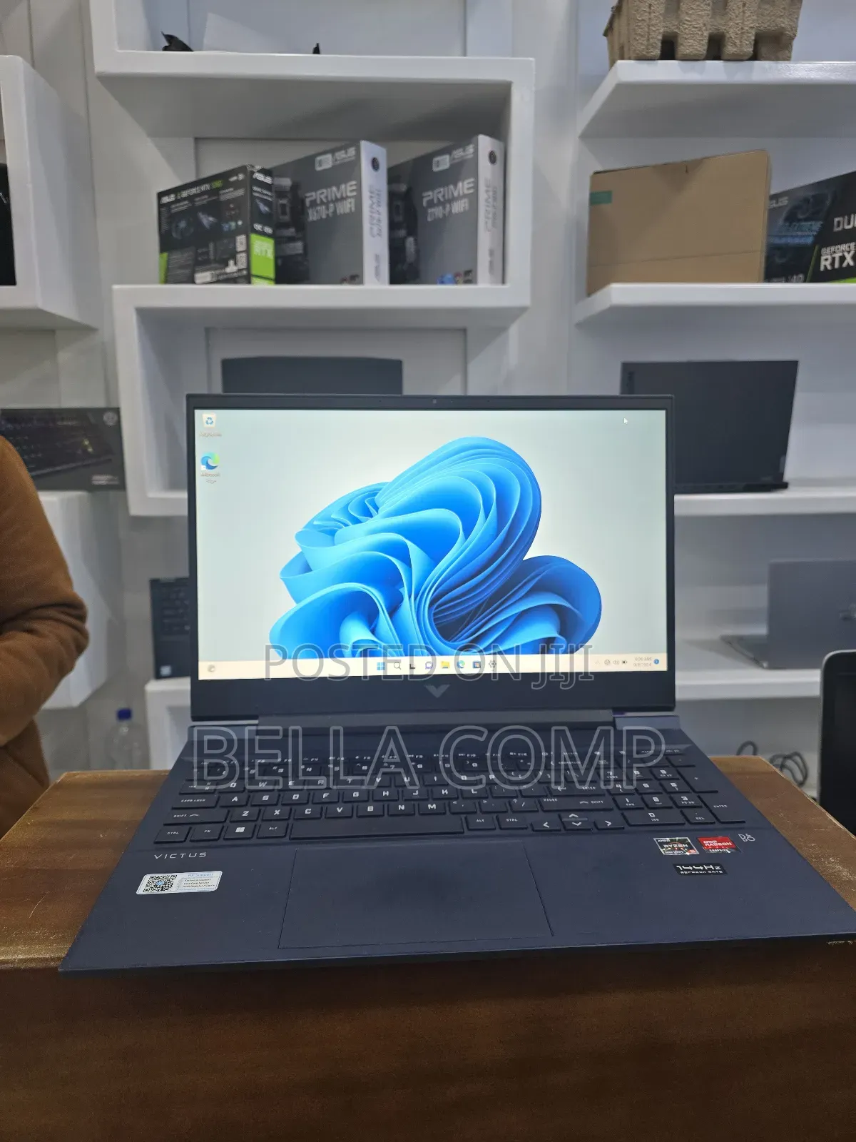 New Laptop HP Victus 16 8GB AMD Ryzen 5 SSD 512GB