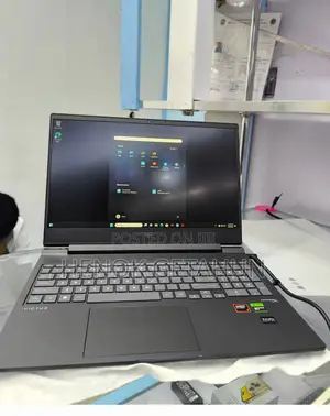 New Laptop HP Victus 16 16GB AMD Ryzen 7 SSD 512GB
