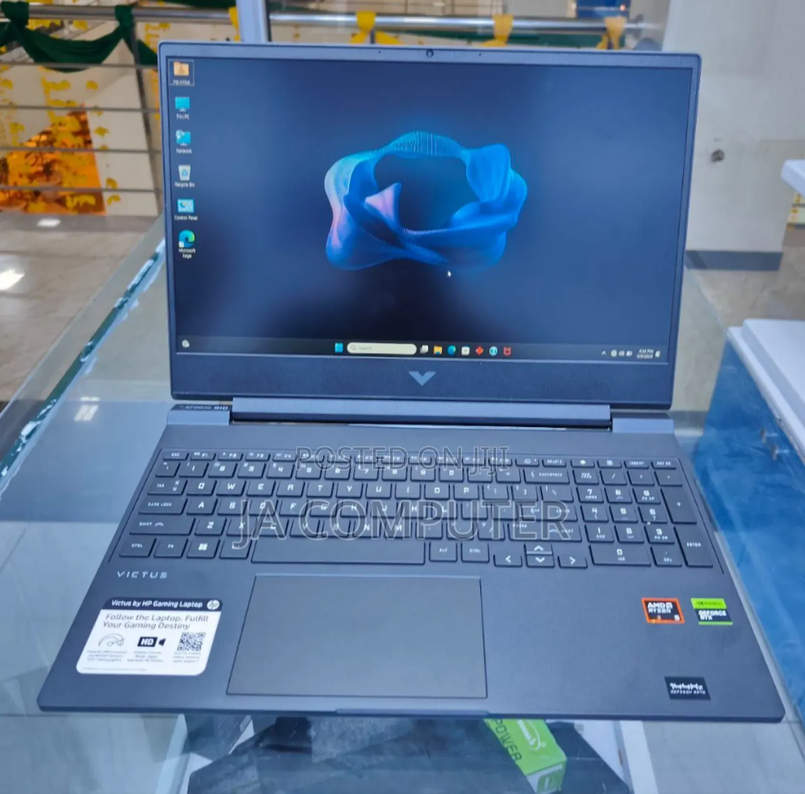 New Laptop HP Victus 16 8GB AMD Ryzen 5 SSD 512GB