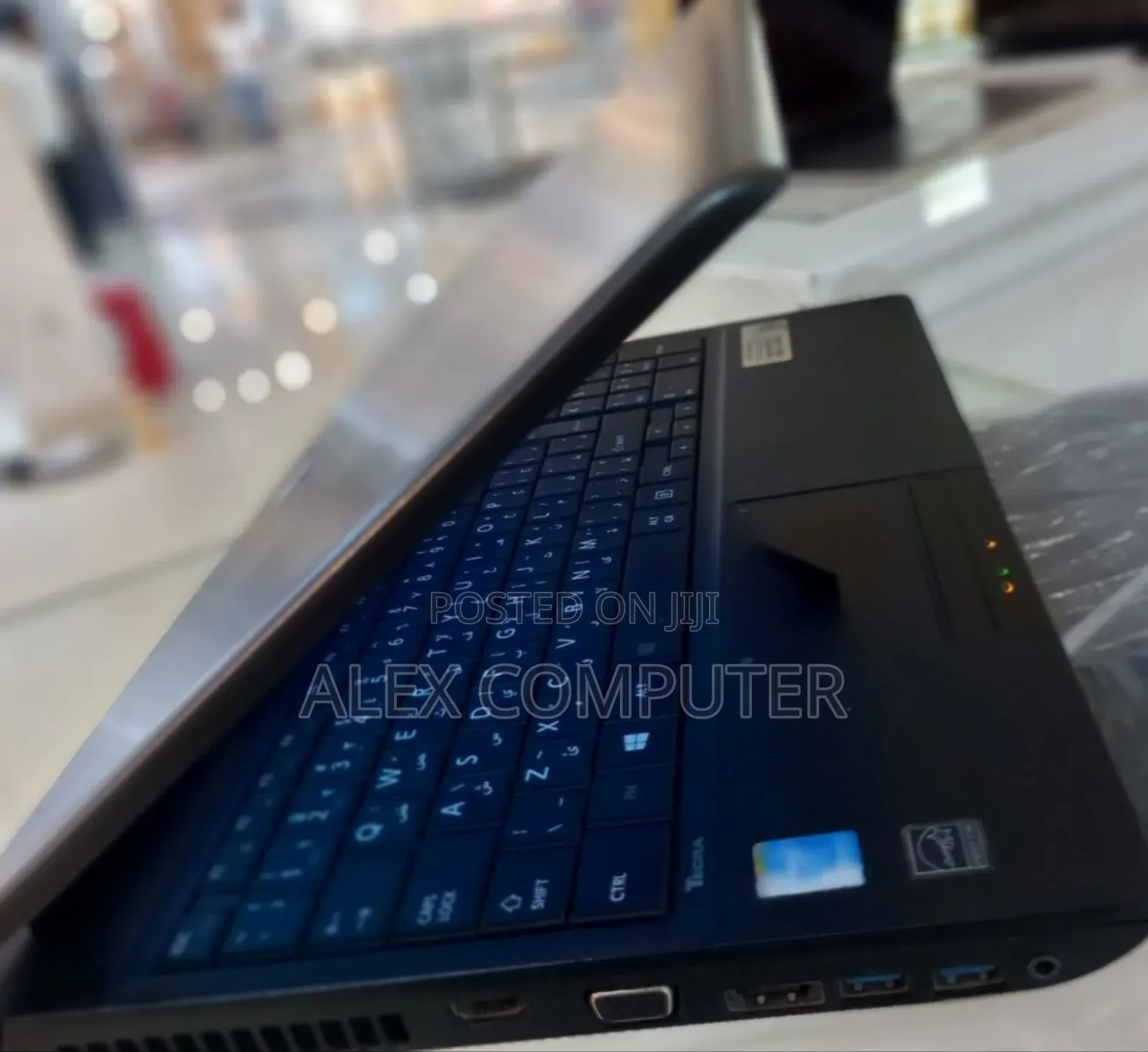 New Laptop Toshiba Tecra A11 4GB Intel Core I5 HDD 500GB