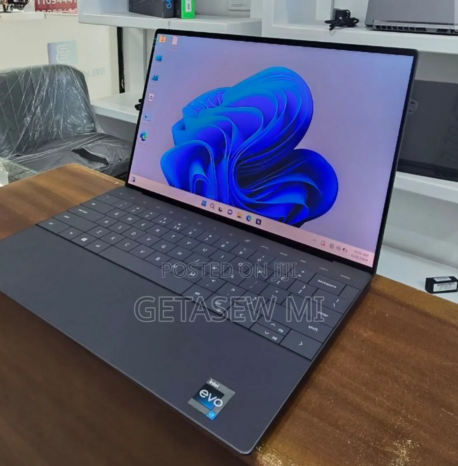 New Laptop Dell XPS 13 32GB Intel Core I7 SSD 1T