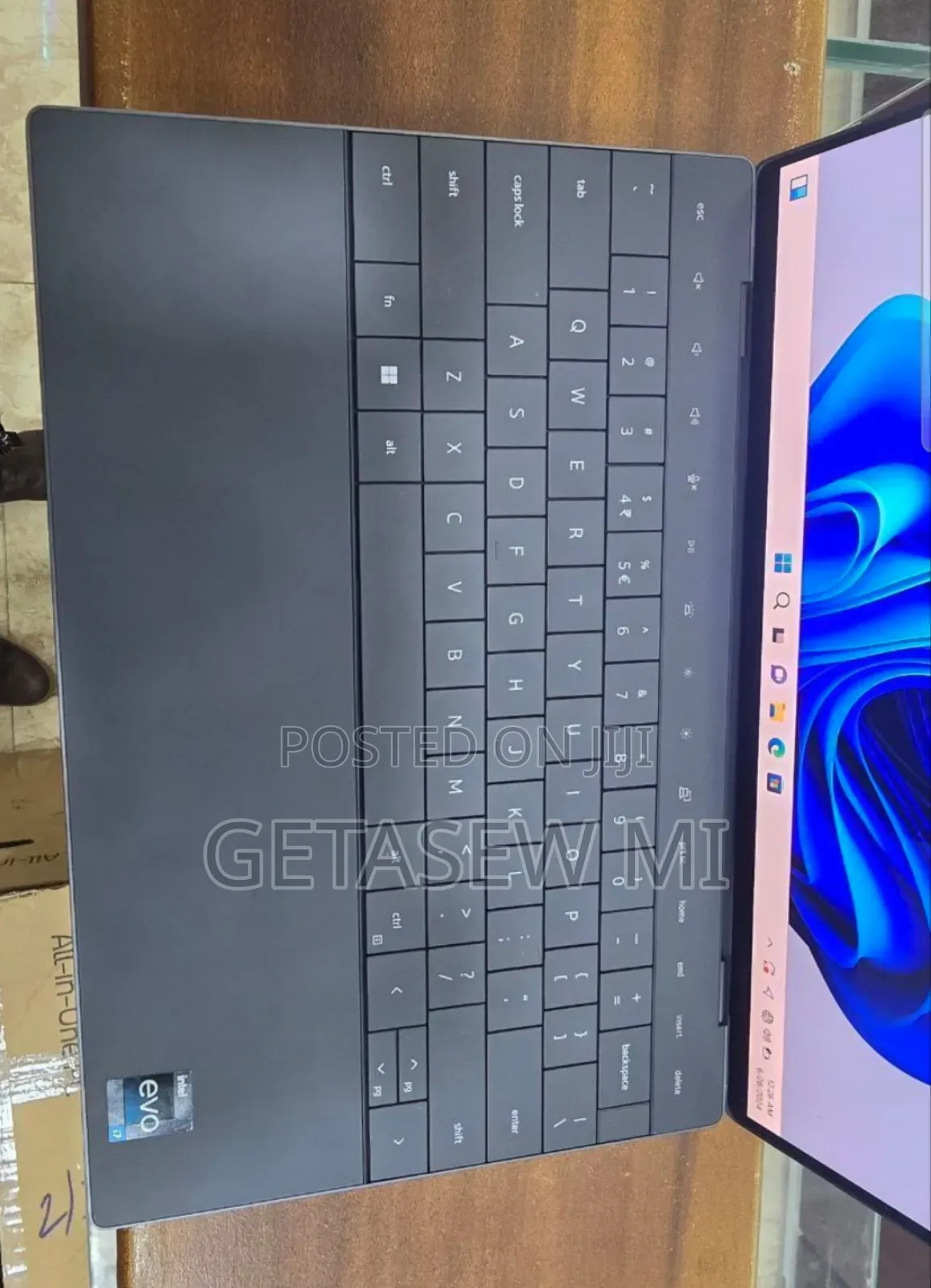 New Laptop Dell XPS 13 32GB Intel Core I7 SSD 1T