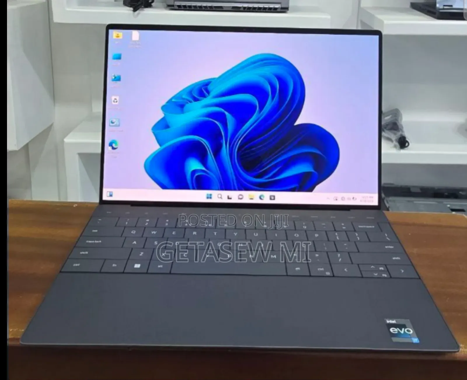 New Laptop Dell XPS 13 32GB Intel Core I7 SSD 1T