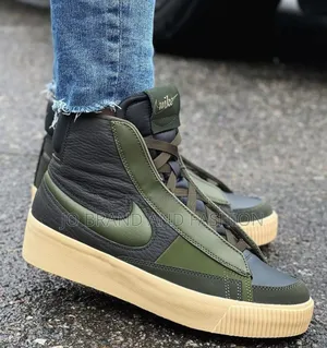 Nike Blazer Mid'77 Premium Quality