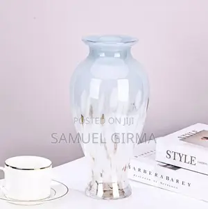 Photo - Colorful Glass Vase