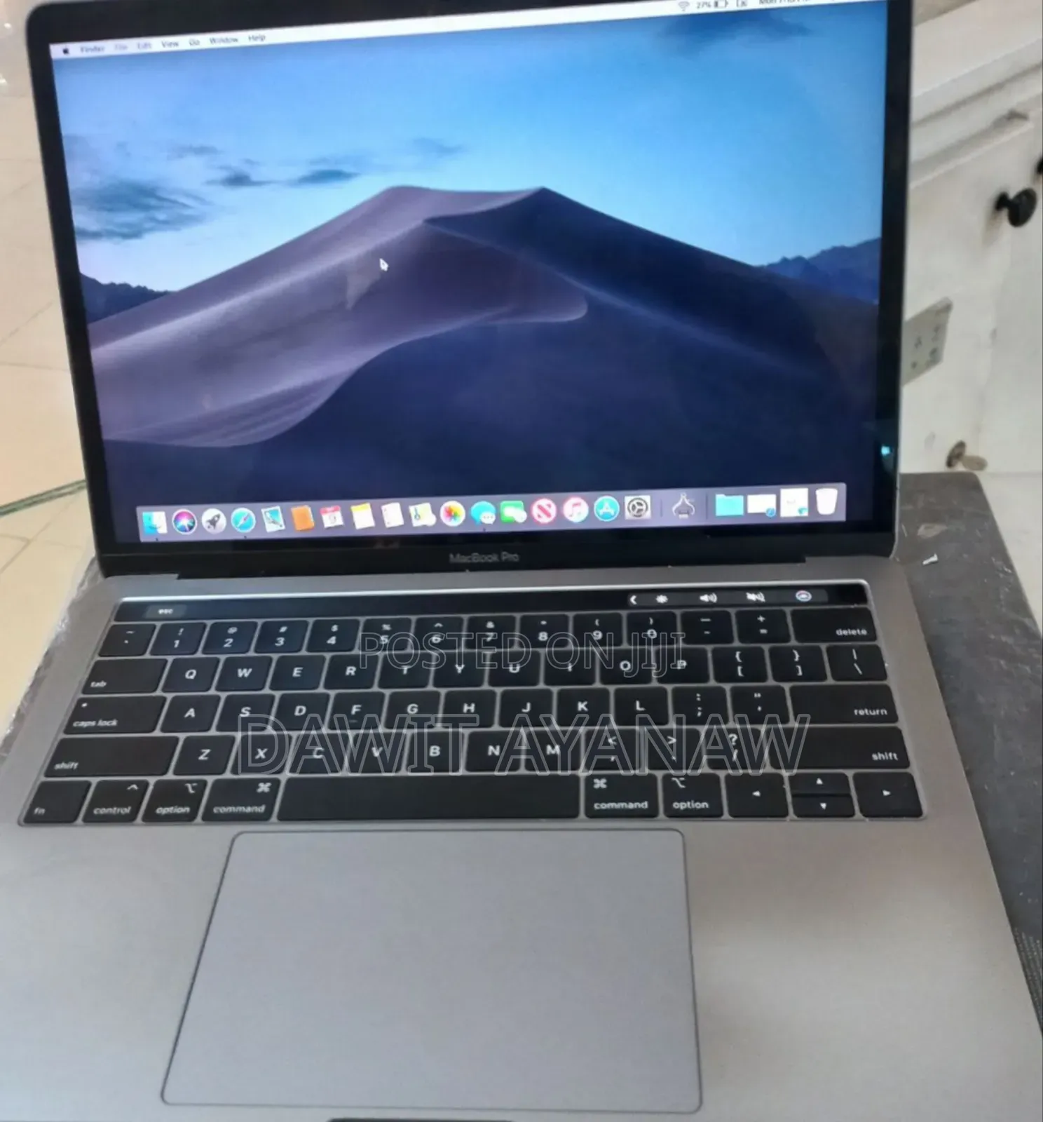 New Laptop Apple MacBook Pro 2018 8GB Intel Core I5 SSD 512GB