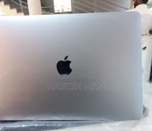 Photo - New Laptop Apple MacBook Pro 2018 8GB Intel Core I5 SSD 512GB