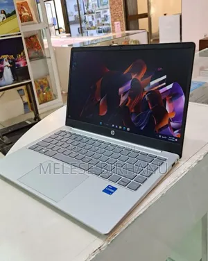 New Laptop HP Stream Notebook 8GB Intel Core I5 SSD 512GB