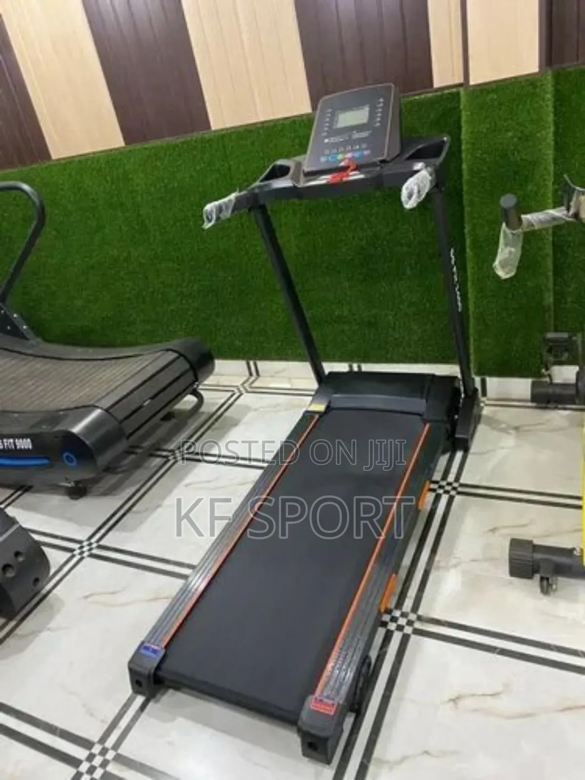 Treadmill ( ዘመናዊ የመሮጫ ማሽን)