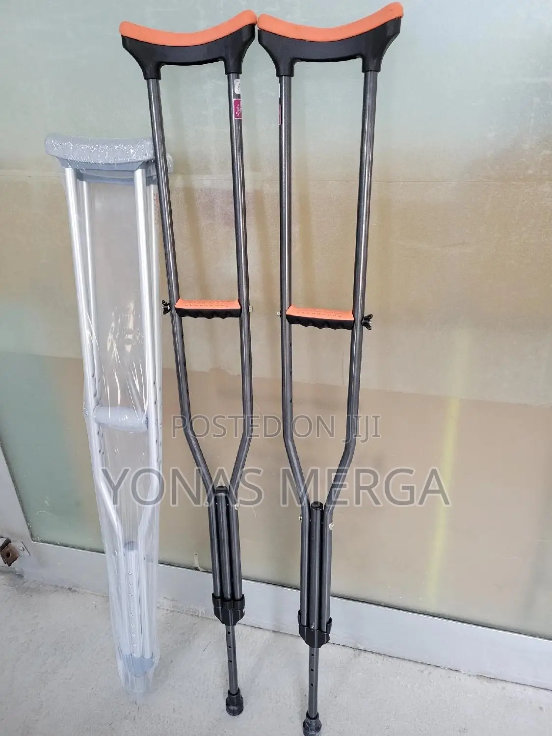 KENKO I-22 Height Adjustable 2pcs Ultralight Underarm Crutch