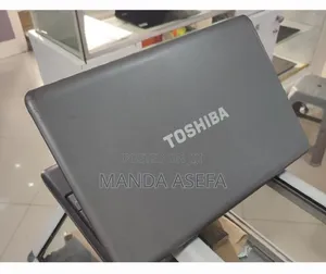 Laptop Toshiba 4GB Intel Core I3 HDD 500GB